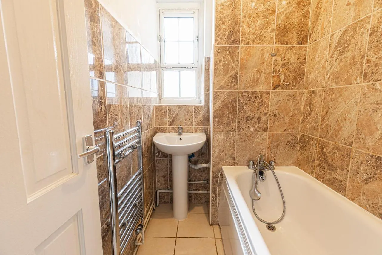 Homestay Tower Bridge Accommodations - 11 London