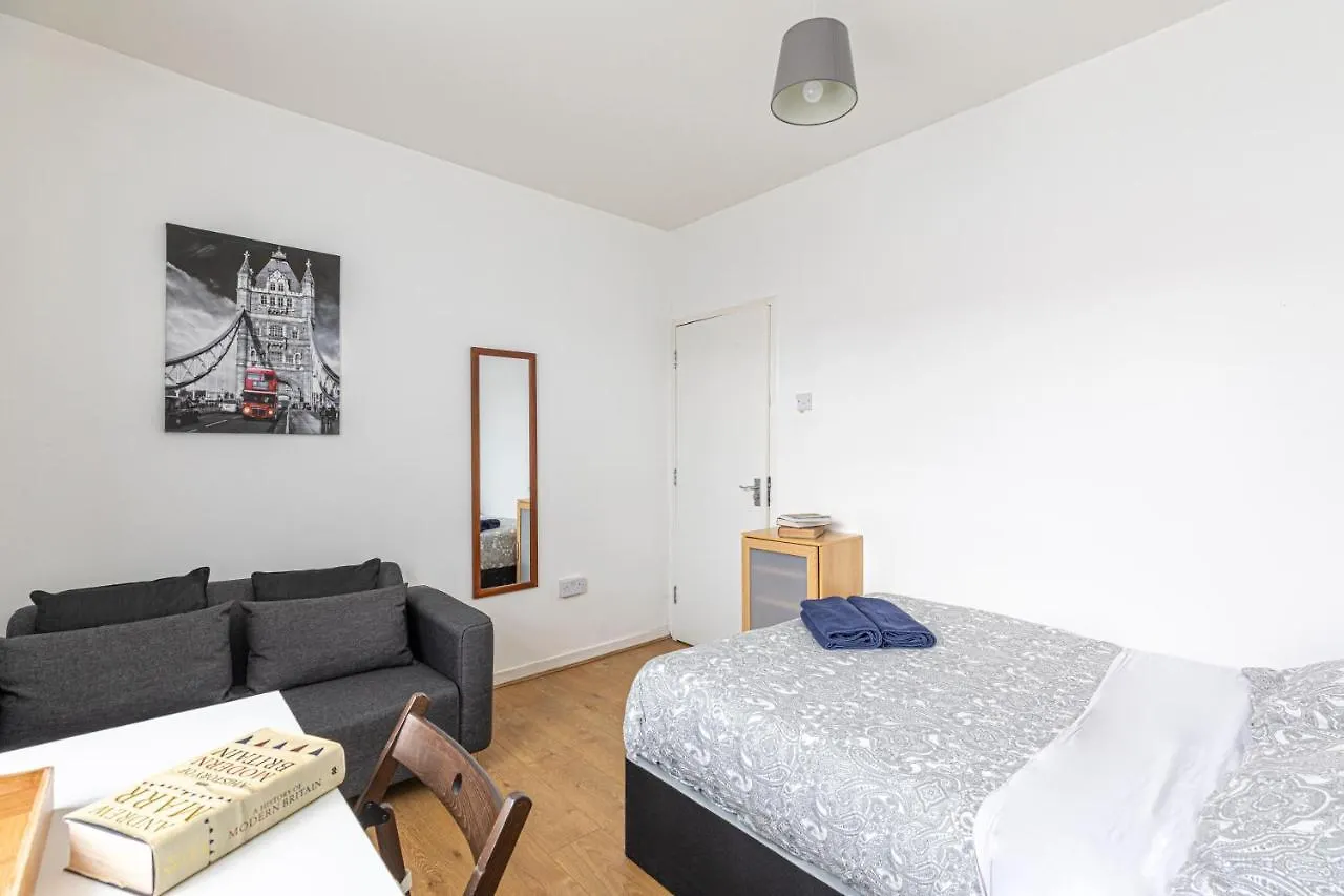 Homestay Tower Bridge Accommodations - 11 London